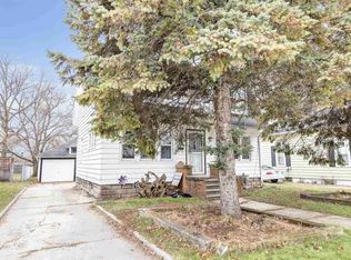 1524 Elm St, Green Bay, WI 54302