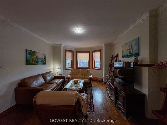 5th image of 20 Glen Gordon Rd #2