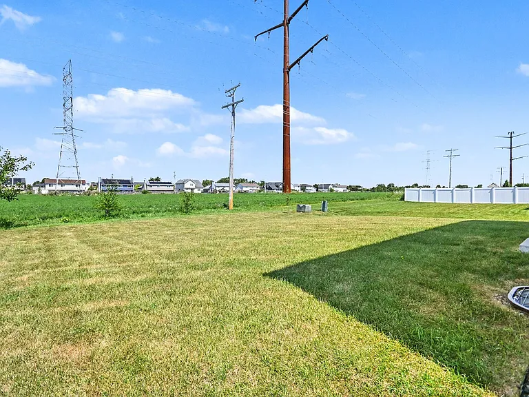 1329 Prairie Creek Trl — Photo 25