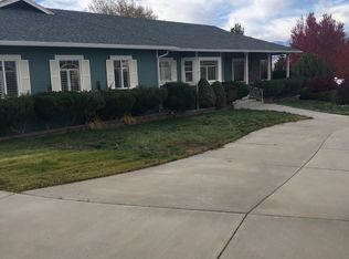 1317 Santa Cruz Dr, Minden, NV 89423