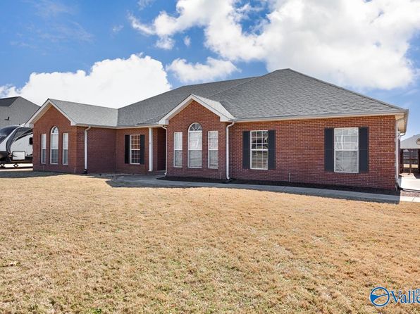 134 Fox Run Dr, Meridianville, AL 35759