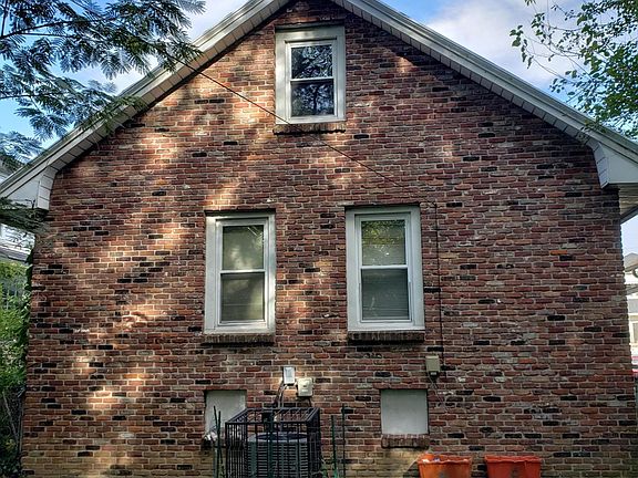 4th image of 632 S 35th St