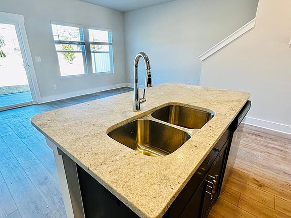 2nd image of 436 Ellis Mill St #436