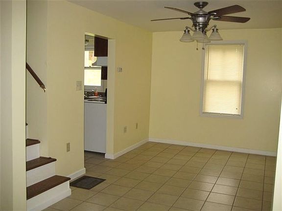 5th image of 52 Ball Park Dr