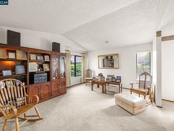 3rd image of 2409 Lighthouse Ct