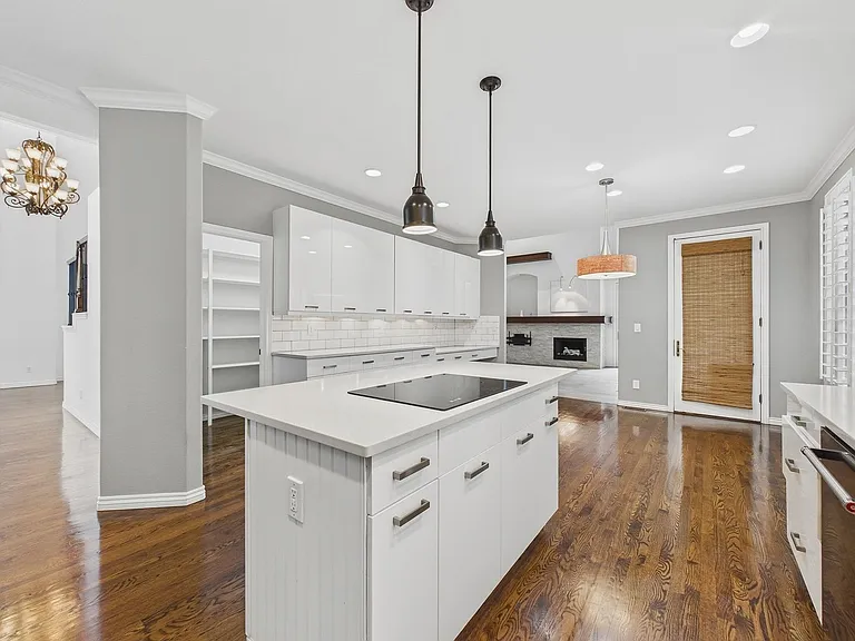 11672 E Berry Ave — Photo 8