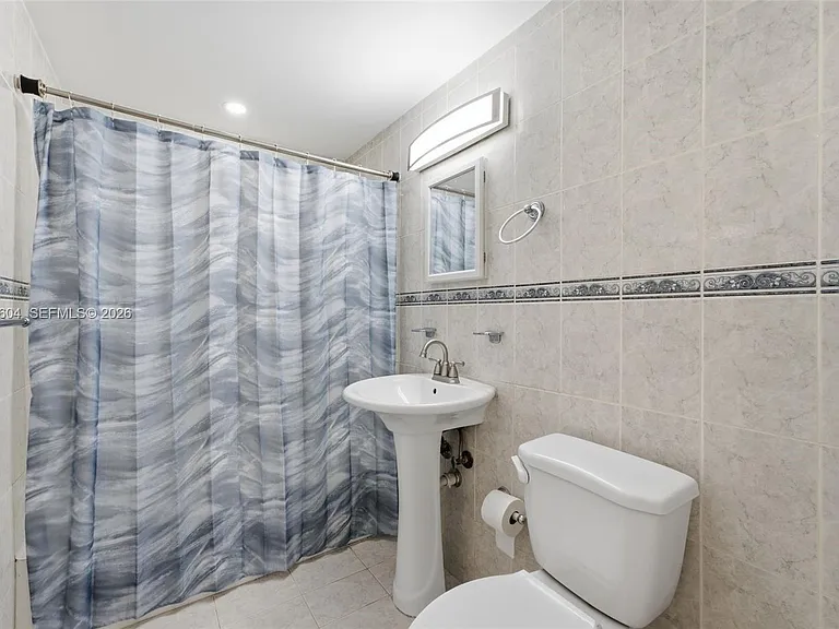 14310 SW 271st Ter — Photo 16
