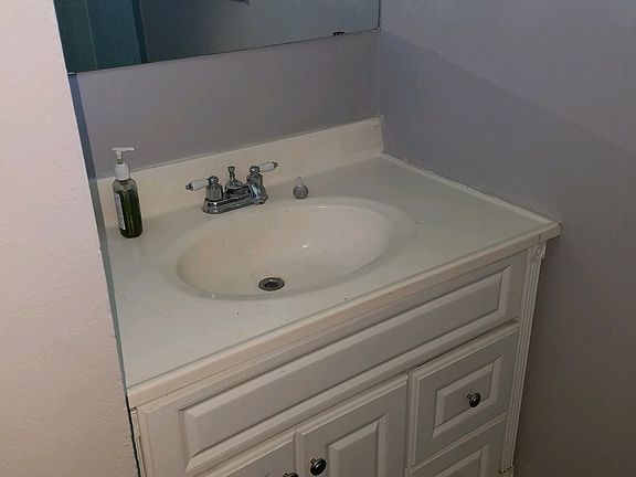 4th image of 3108 Orris Ln