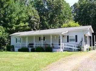 227 Drew Ridge Dr, Woodlawn, VA 24381