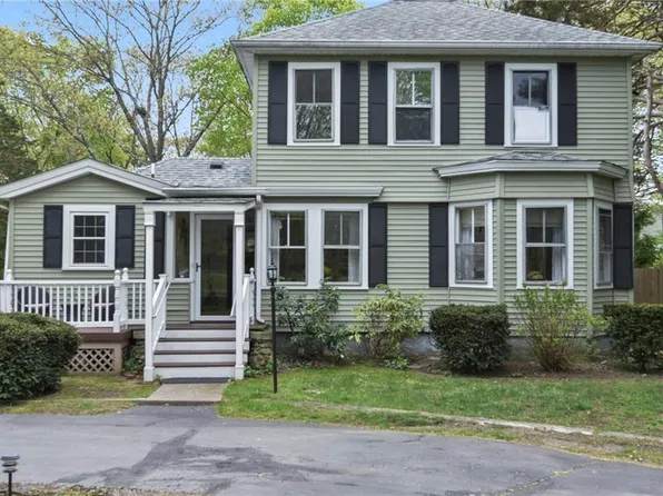 246 Old Forge Rd, Warwick, RI 02818