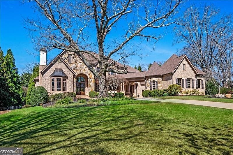 1st image of 130 Manor Lake Ct