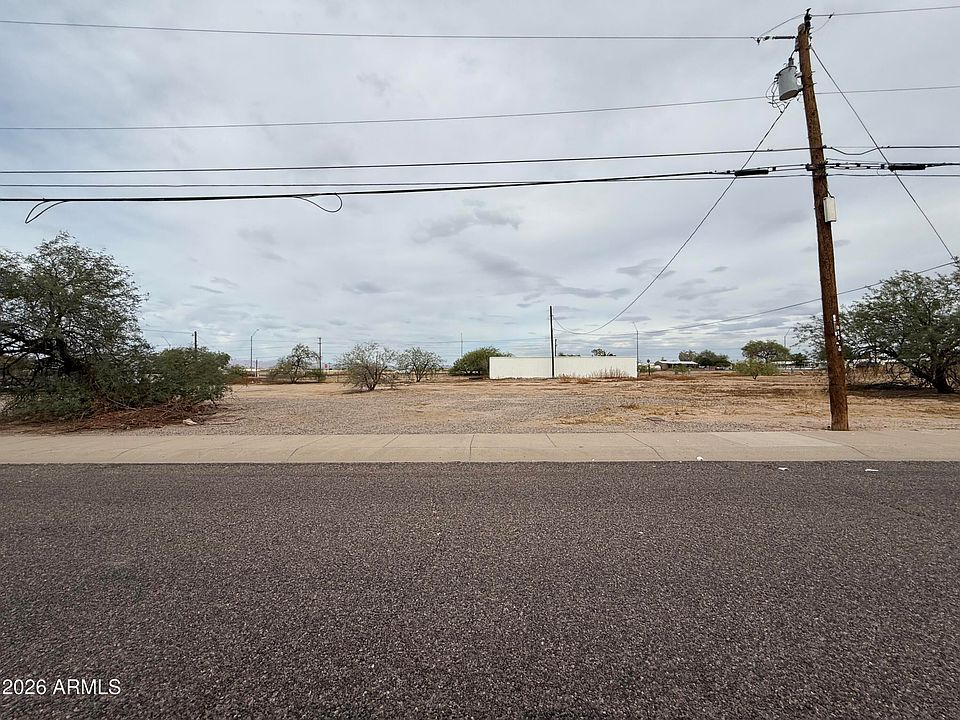 1st image of 675 E 8TH Street #0