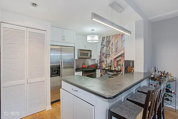 Sold by Citi Habitats | media 4