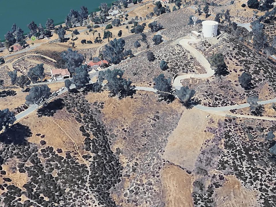 2nd image of Sunnyslope Ave