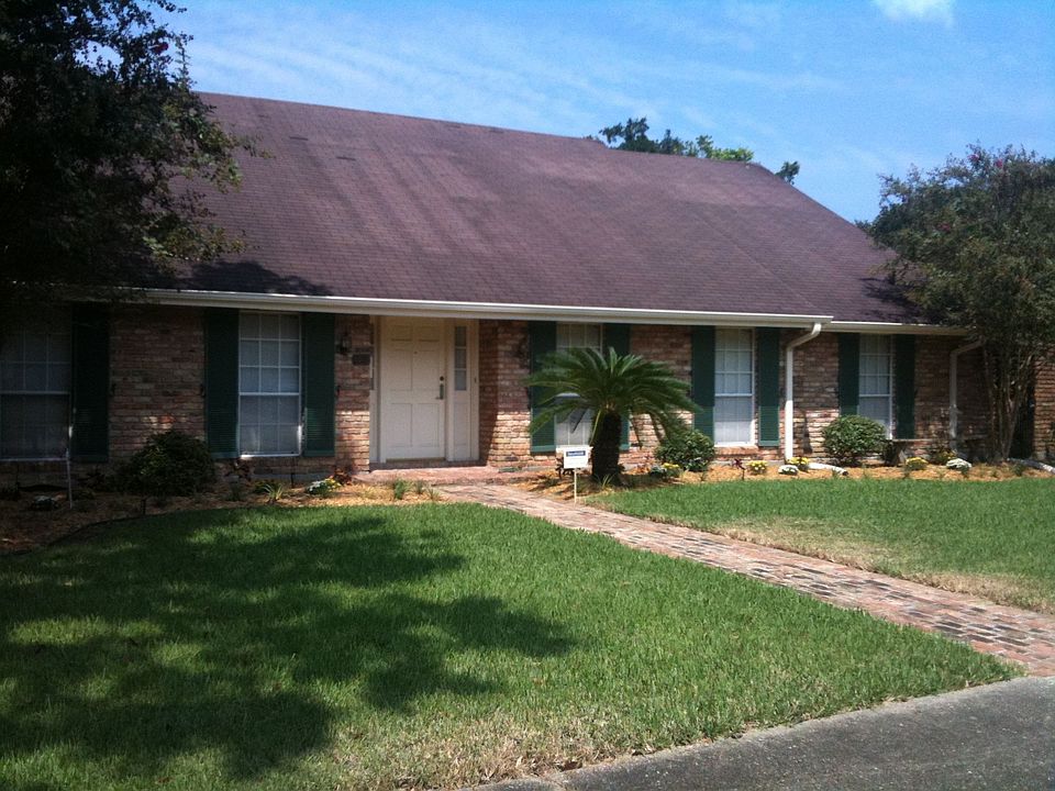 40 Tennyson Pl