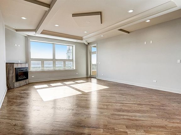 3rd image of 6349 S Woodlawn Ave #2C