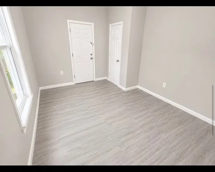 220 N 5th St #2L — Photo 5