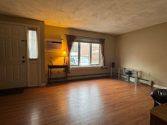 4th image of 62 Casablanca Ct Unit 62