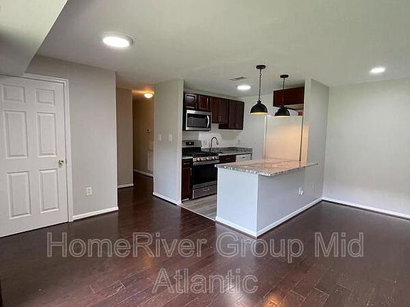 5th image of 7604 Savannah St APT T3