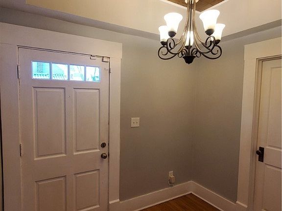 4th image of 418 Park Ave