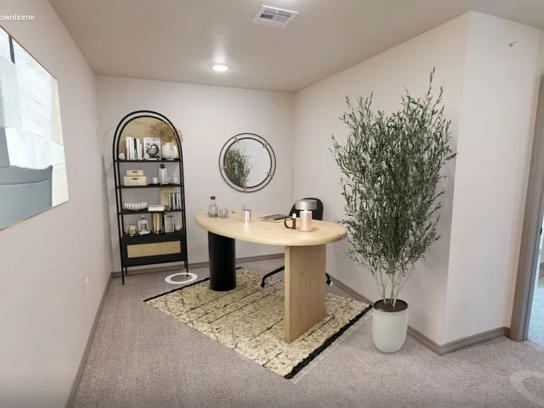 Reserve on 29th Townhomes — Photo 9