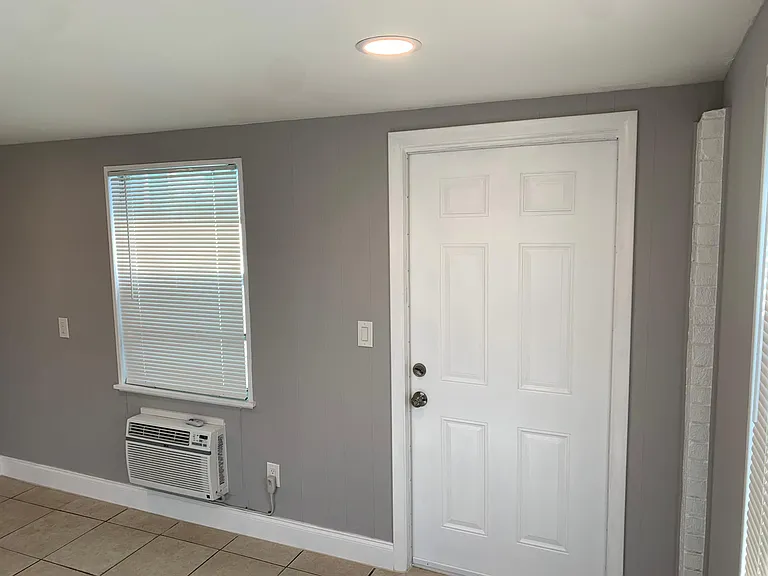 5002 Parker Ave — Photo 1