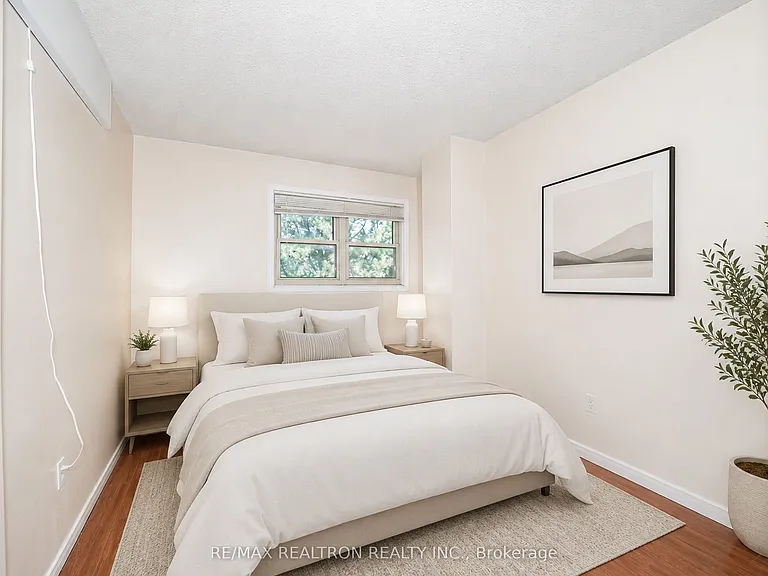 25 Cardwell Ave #24 — Photo 19