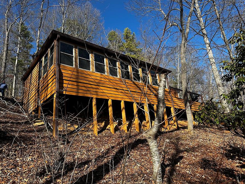 1st image of 753 Hideaway Mountain Dr