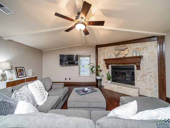 5th image of 206 Inez Ln