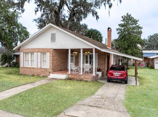 106 Drane St SW, Branford, FL 32008