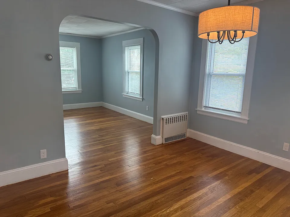 96 Bowen Ave #2