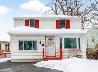 22 Ridgewood Rd, Rochester, NY 14626