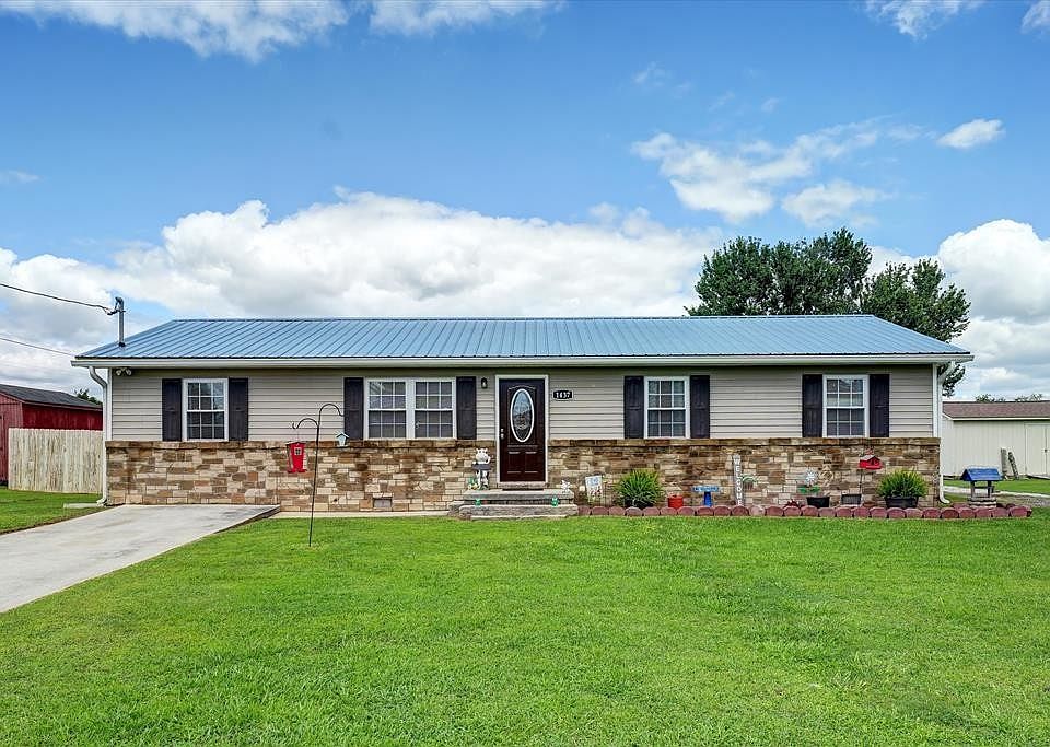 1st image of 1437 Lacoma Dr
