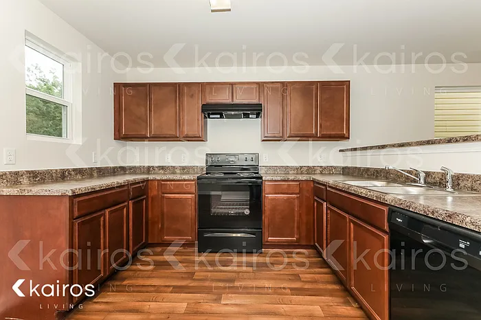 132 Tybo Dr — Photo 5