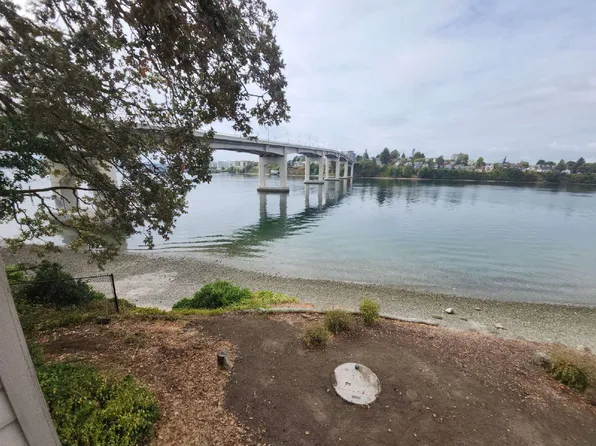 1115 Wheaton Way APT B12, Bremerton, WA 98310