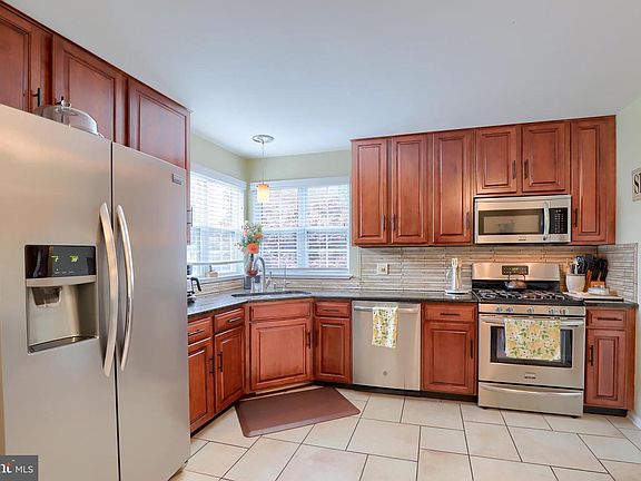 4th image of 23 Laurelgate Pl
