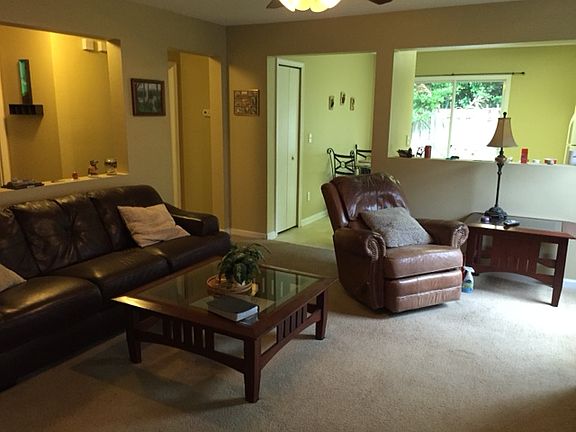 2nd image of 954 Wynfield Cir