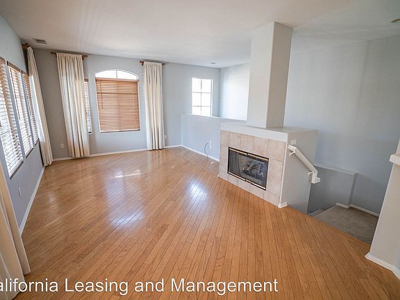 4th image of 27902 Cherry Blossom Pl #3