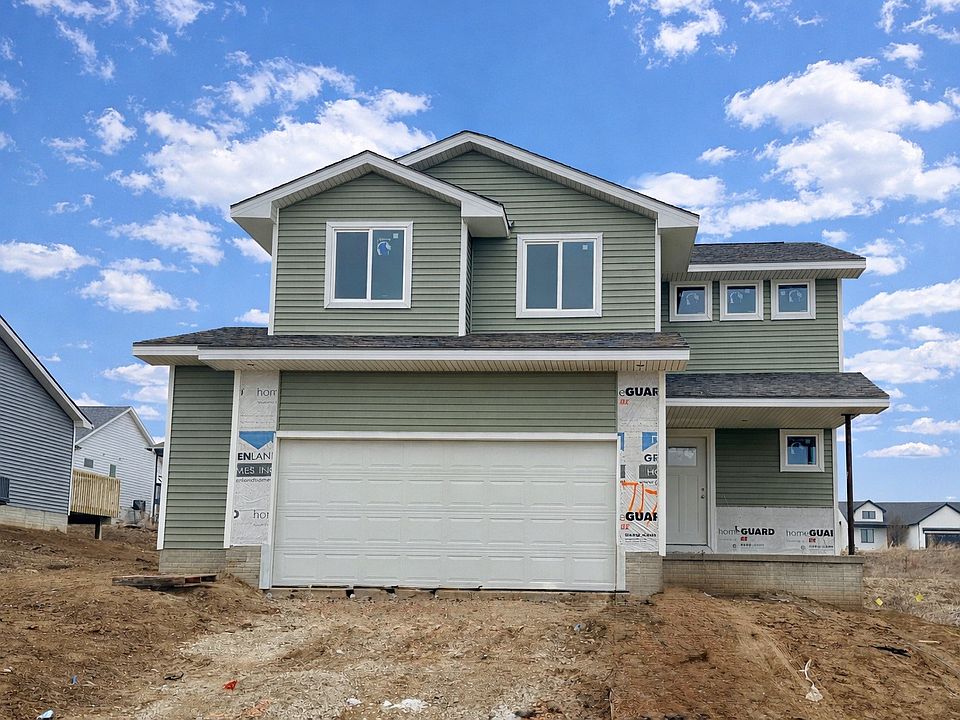 1st image of 717 W Wright Rd