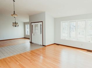 1112 Sterling Dr, Champaign, IL