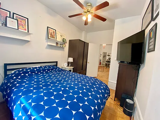 Rented by NY Living Solutions | media 26