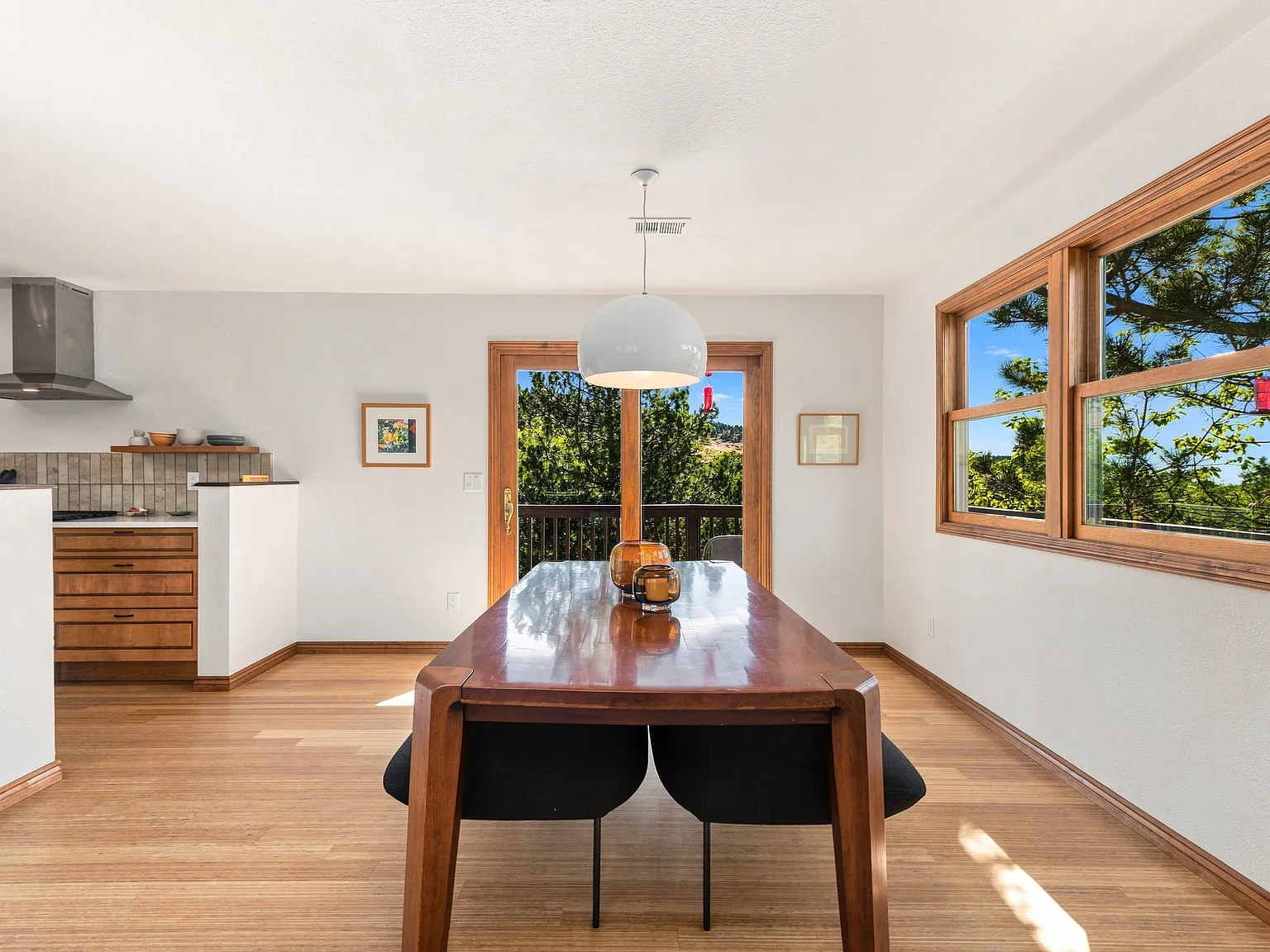3 bed, 2600 sqft, $5,000 — Photo 3