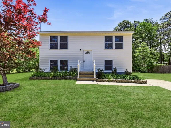 203 Seneca Trl, Browns Mills, NJ 08015