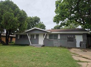 404 NW 53rd St, Lawton, OK 73505