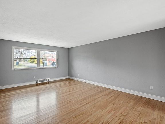 4th image of 1772 Moynelle Dr