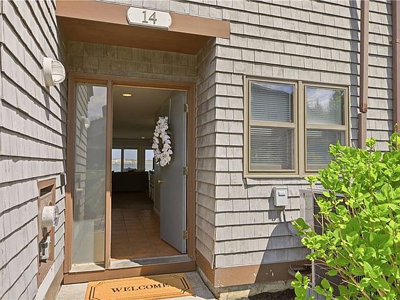 3rd image of 150 Bay View Dr #14