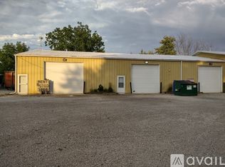 17 Galligan Rd #1, Gilberts, IL 60136