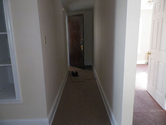3rd image of 115 S Fairview St APT 4