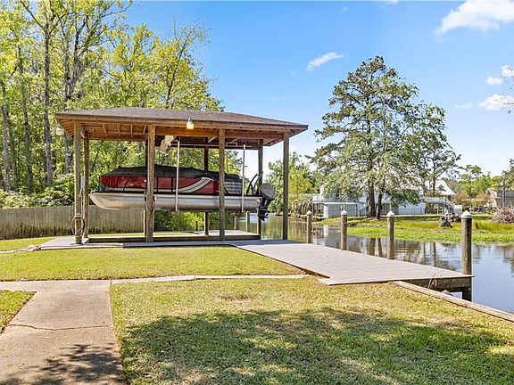 5th image of 17239 Three Rivers Rd