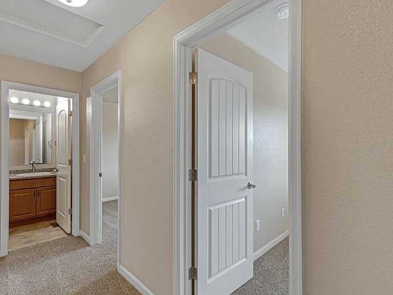 4227 Date St — Photo 22